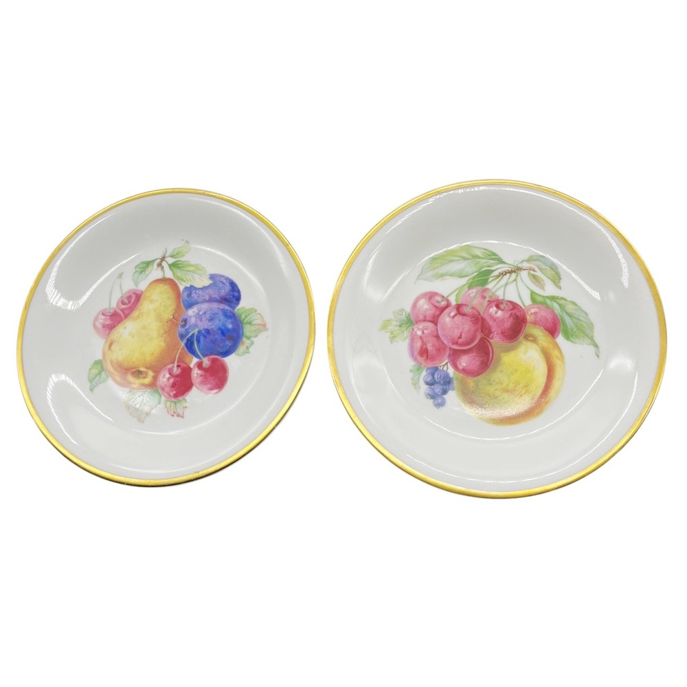 Vintage Schwarzenhammer Bavaria Germany Fruit Plates Set Of 2 Diameter 7.5"